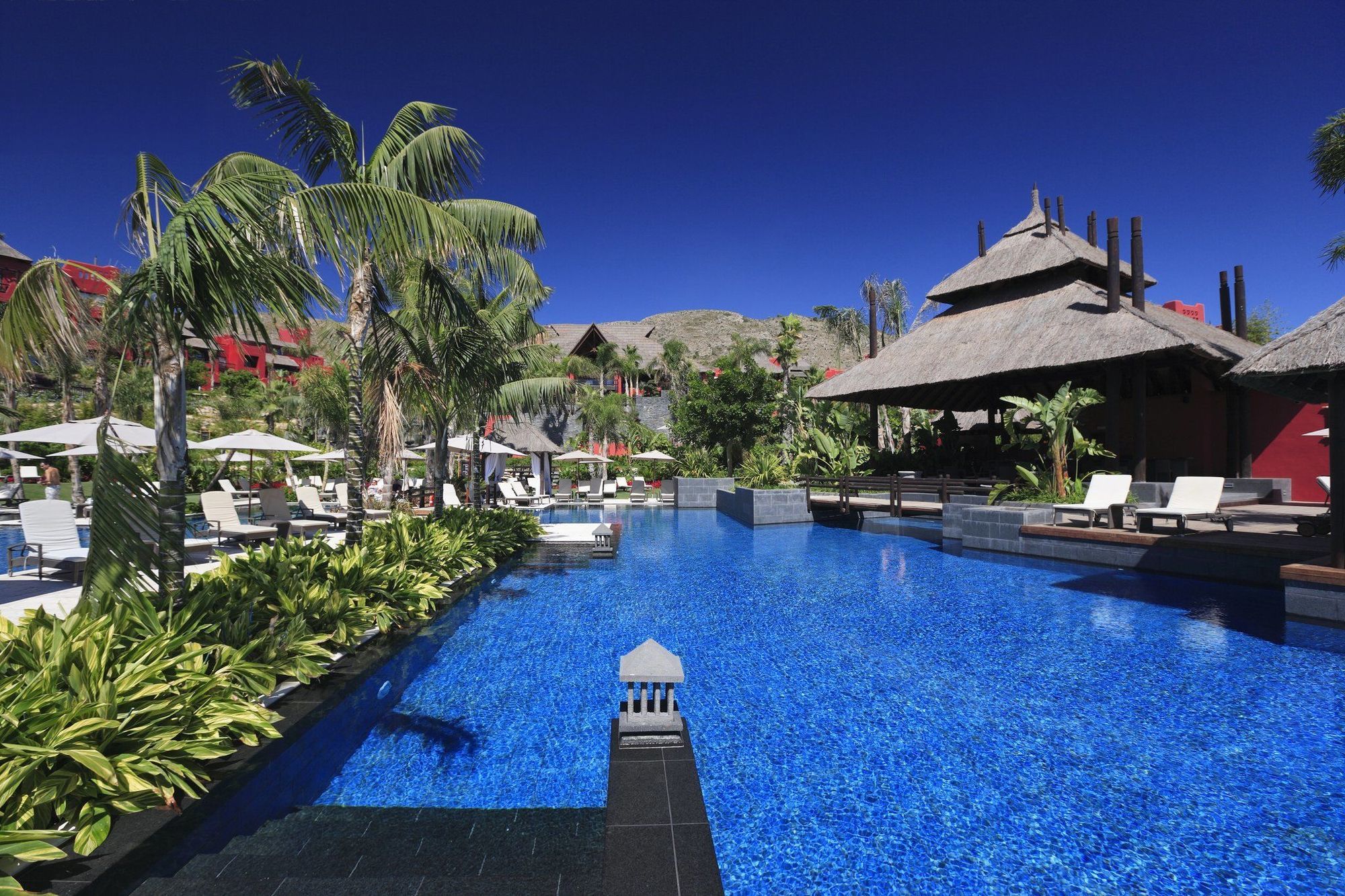 Asia Gardens Hotel & Thai Spa, A Royal Hideaway Hotel Finestrat Létesítmények fotó The pool at the Royal Thai Suite