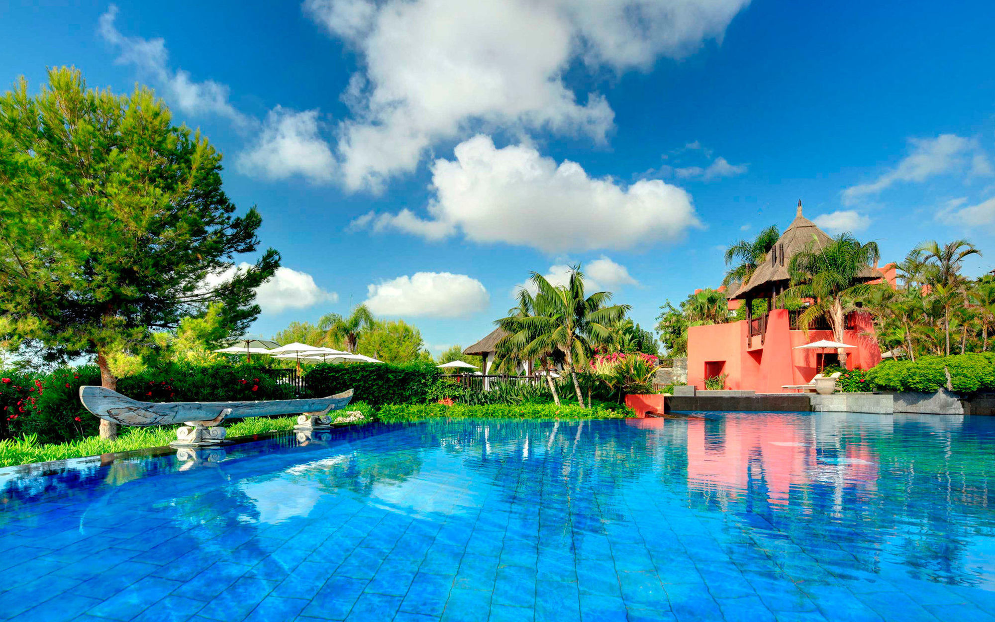 Asia Gardens Hotel & Thai Spa, A Royal Hideaway Hotel Finestrat Létesítmények fotó The pool at the resort