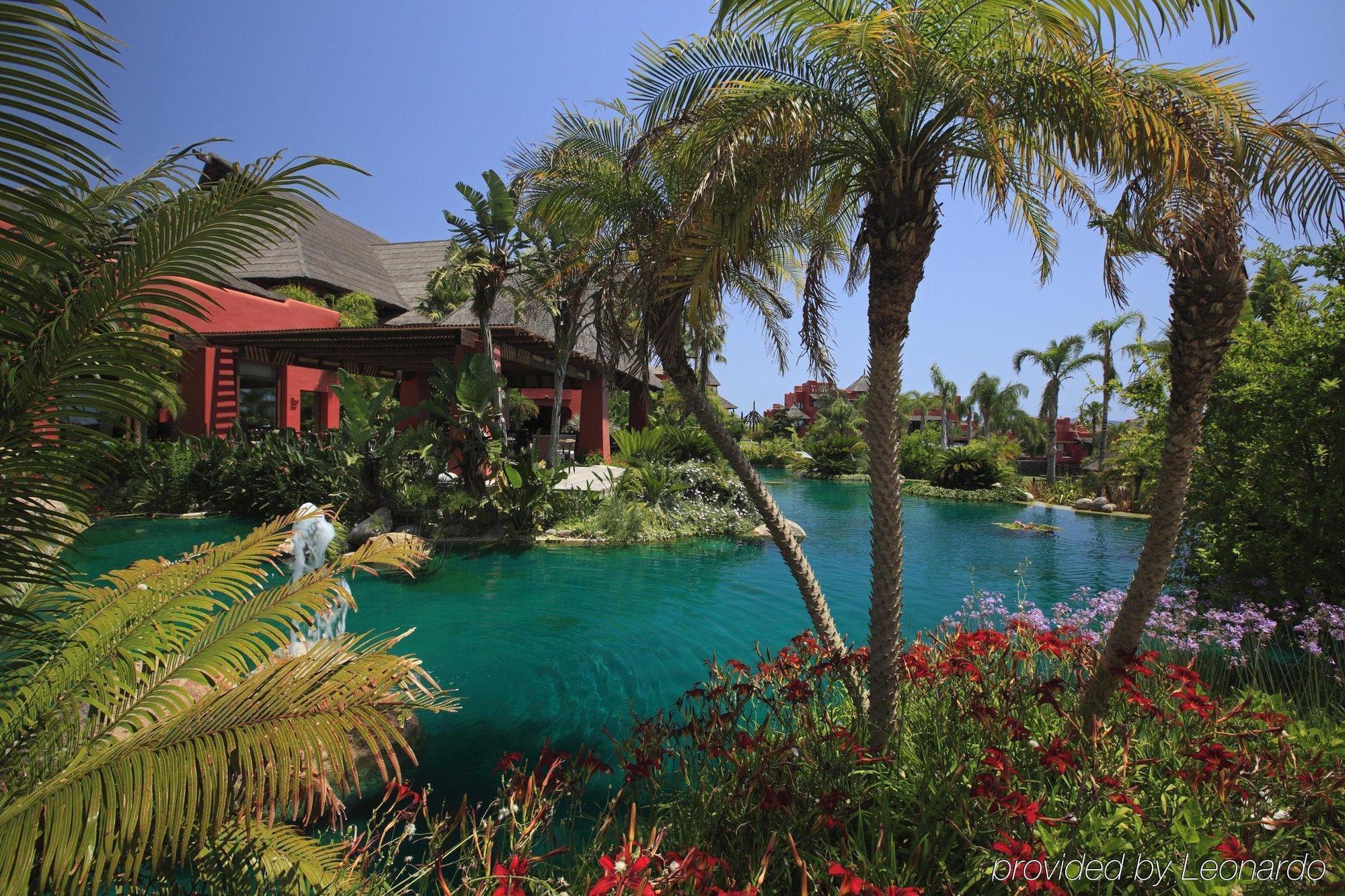Asia Gardens Hotel & Thai Spa, A Royal Hideaway Hotel Finestrat Kültér fotó Hard Rock Hotel
